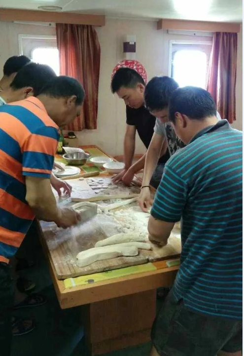 國際貨輪工作照！環(huán)境照！