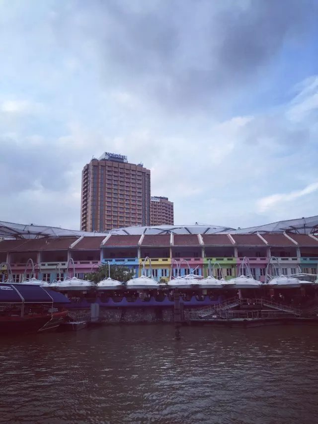新加坡