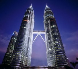 新加坡各類技術(shù)工銷售招聘。收入超高！待遇好