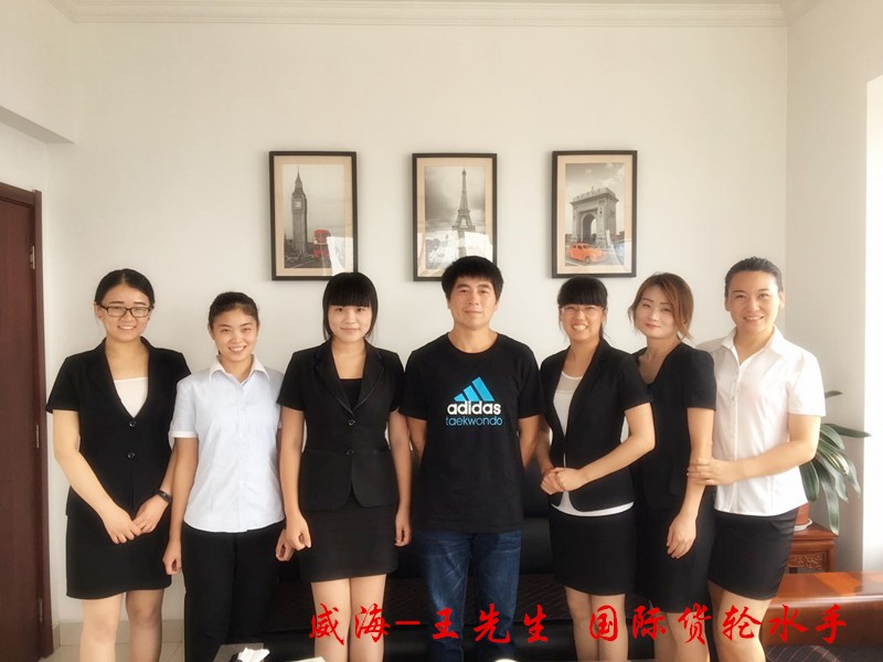 國際貨輪水手報名客戶留影紀念