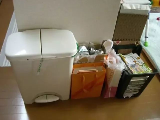日本的街道真的非常干凈，那么，日本人把垃圾都扔哪兒了呢？