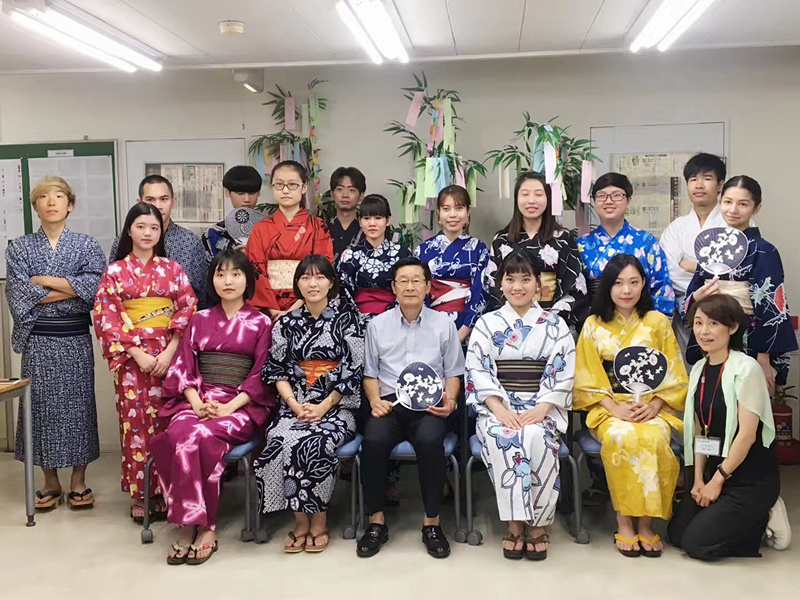 日本半工半讀兼職月入1.5萬+ 學(xué)歷提升 工資福利 移民永駐三步到位